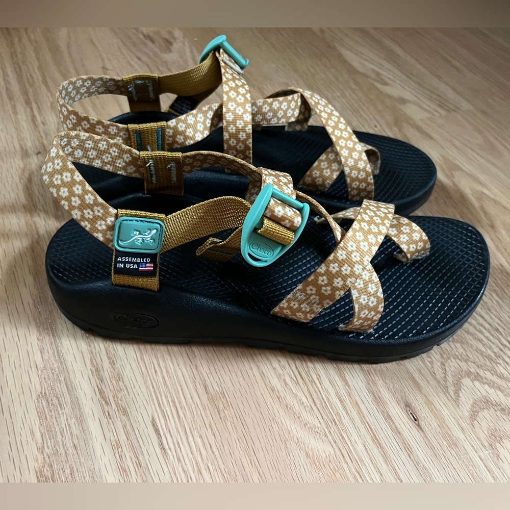 Chaco Z2 Sandals with Daisy Straps & Vibram Sole - Custom made in USA - Size 11